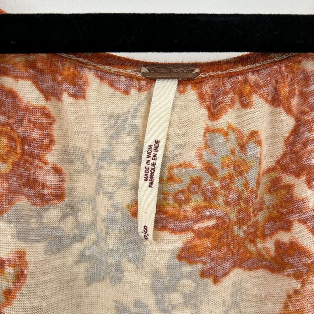 FREE PEOPLE Orange Beige Floral Flutter Sleeve Waist Tie V-Neck Blouse Top Small - Picture 6 of 7